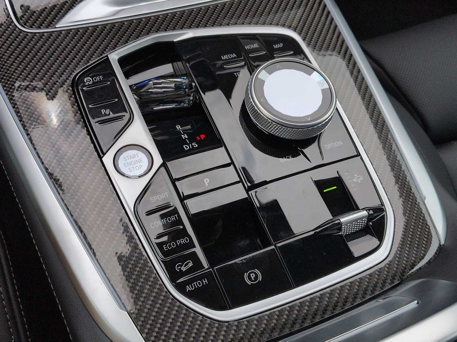 BMW X7 M60i 2027