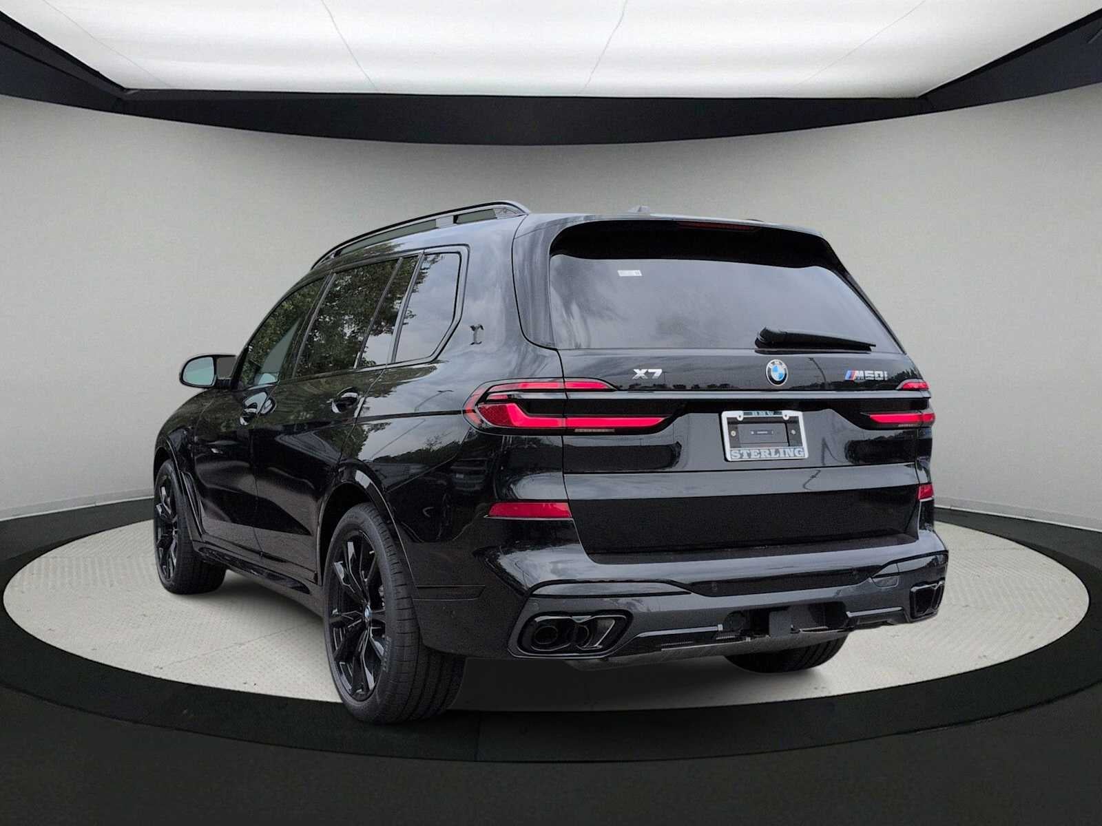 BMW X7 M60i 2027