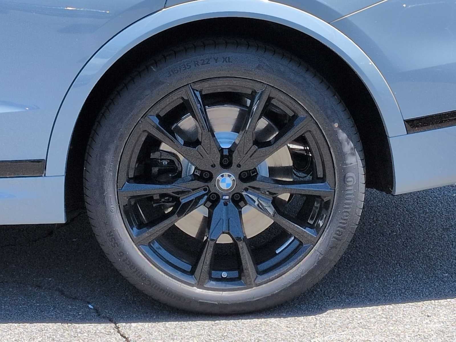 BMW X7 M60i 2027