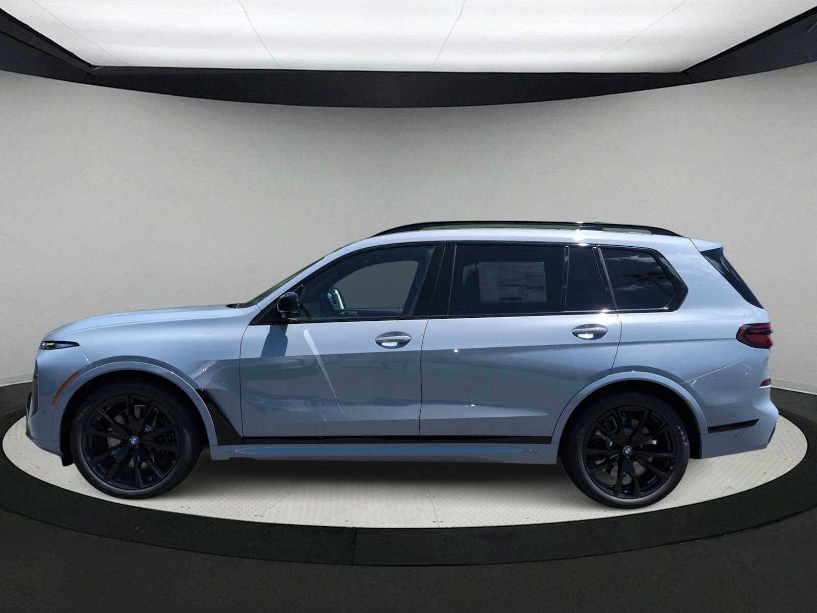 BMW X7 M60i 2027