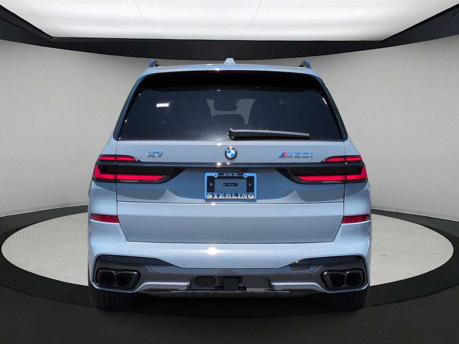 BMW X7 M60i 2027