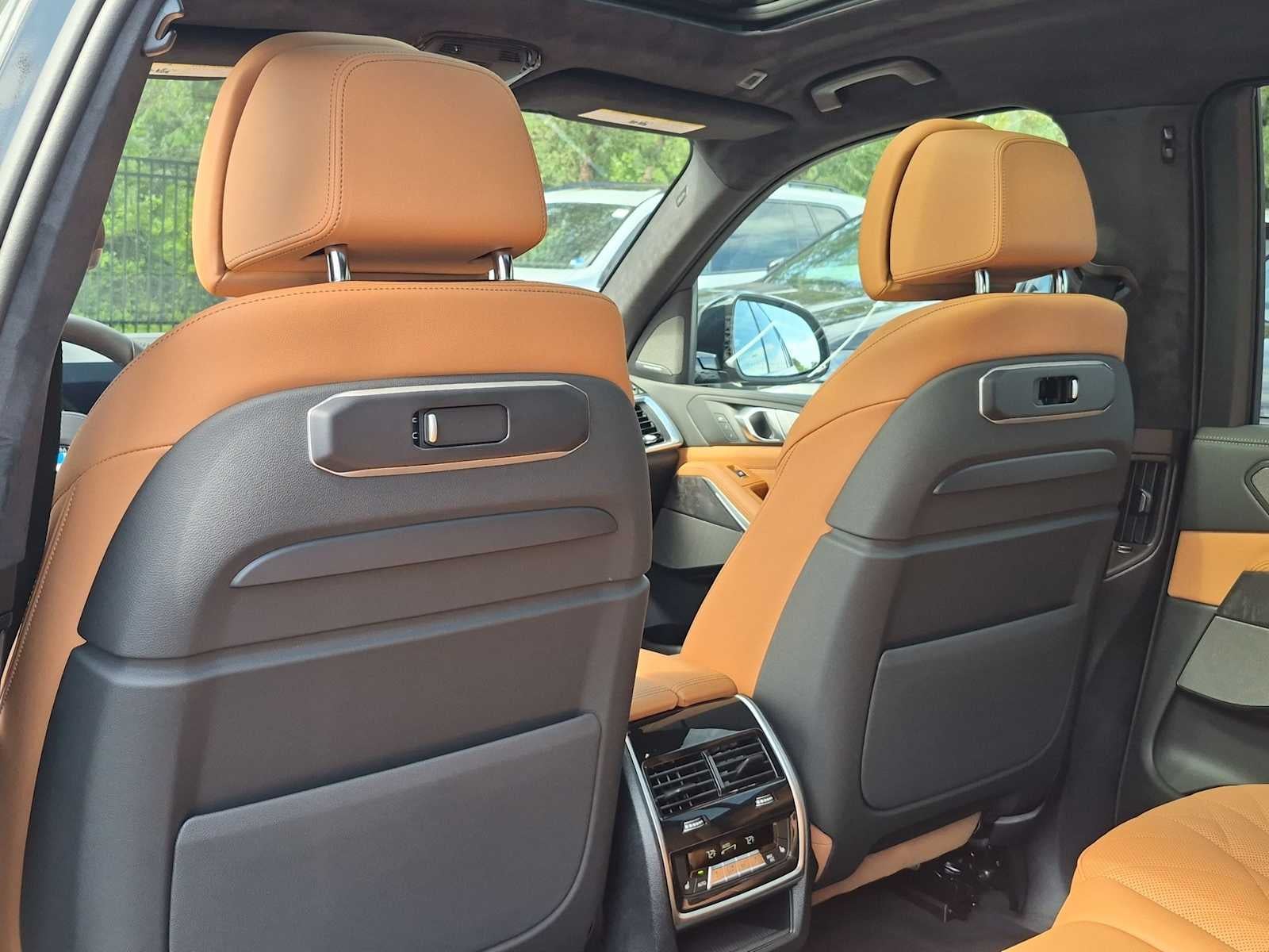 BMW X7 M60i 2027