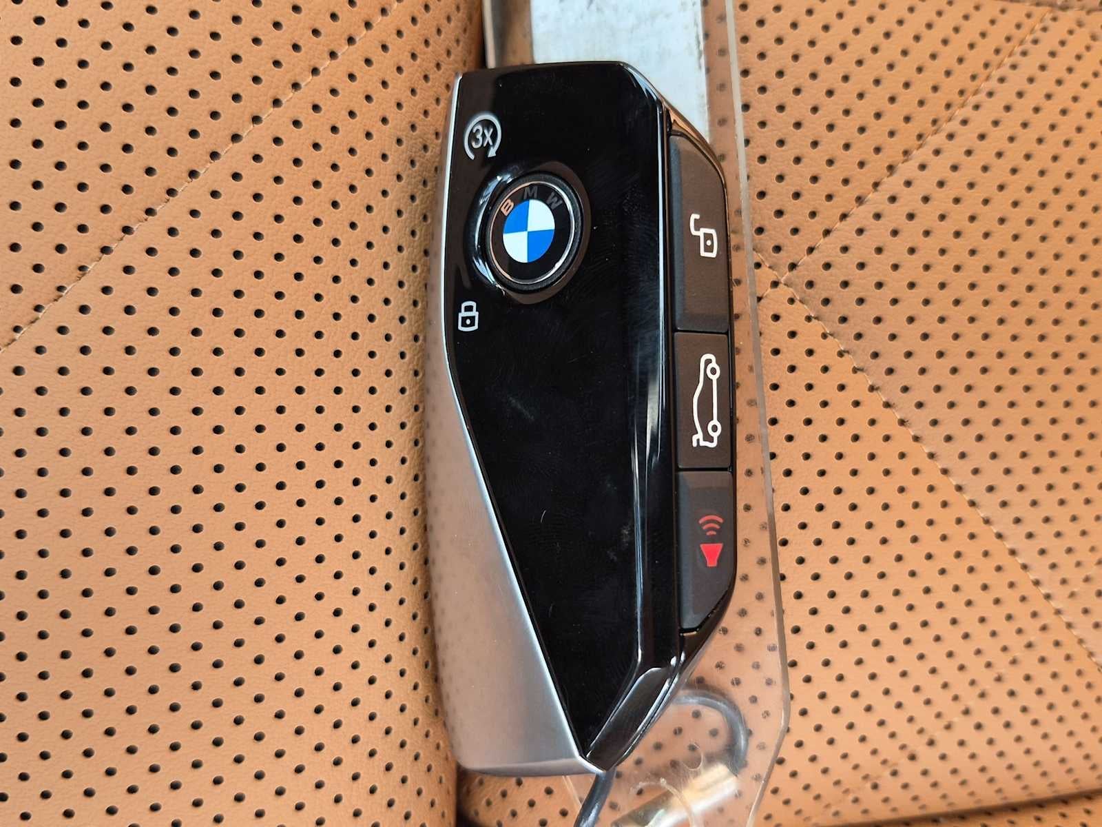 BMW X7 M60i 2027