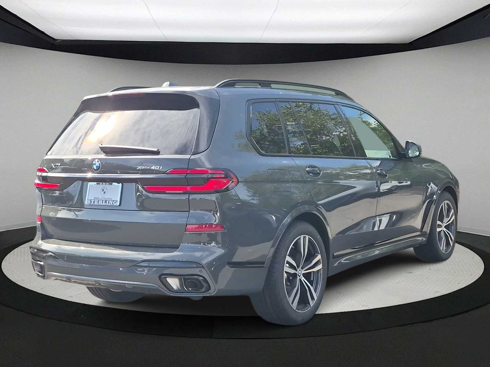 BMW X7 M60i 2027