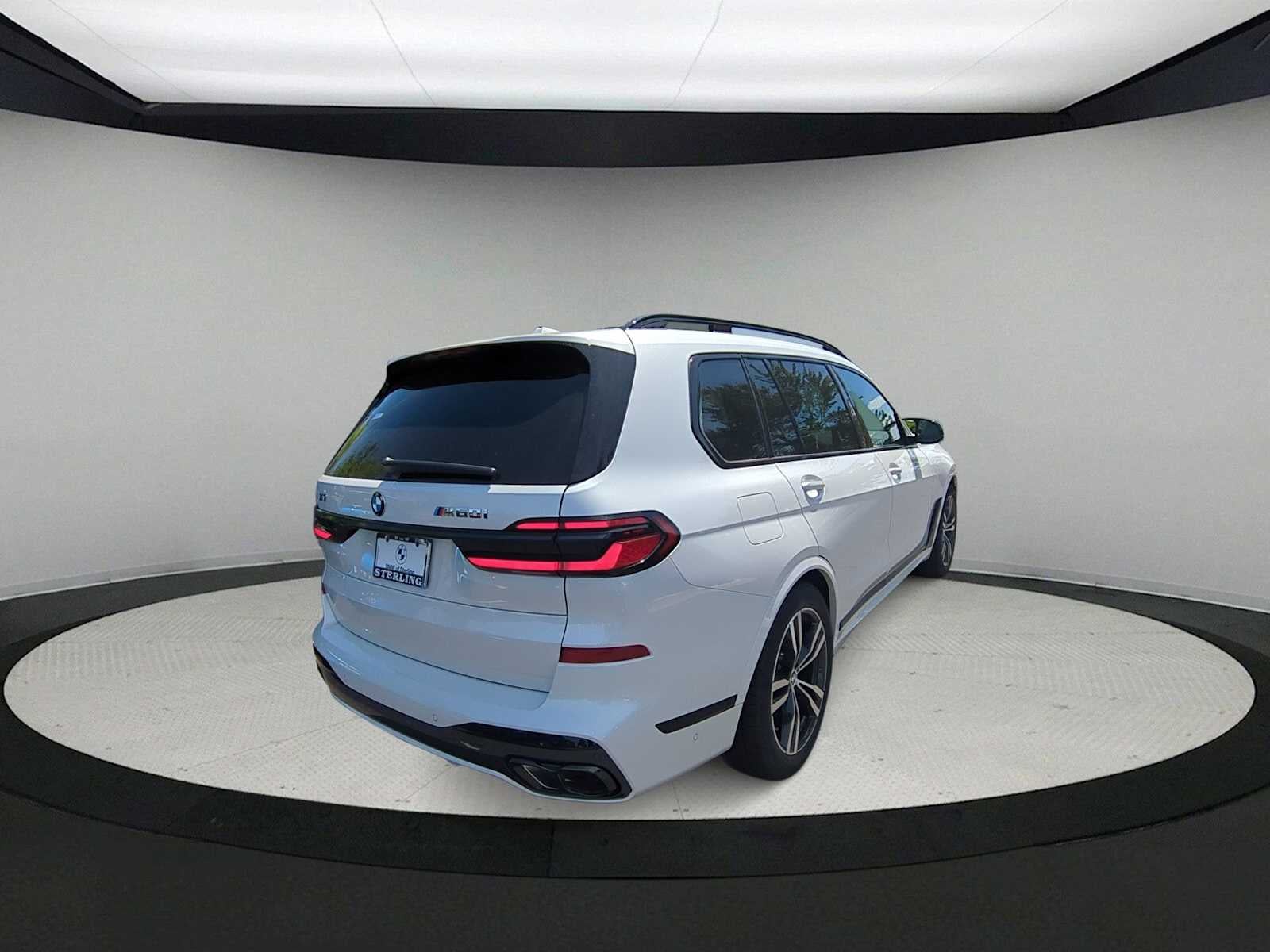 2026 BMW X7 M60i