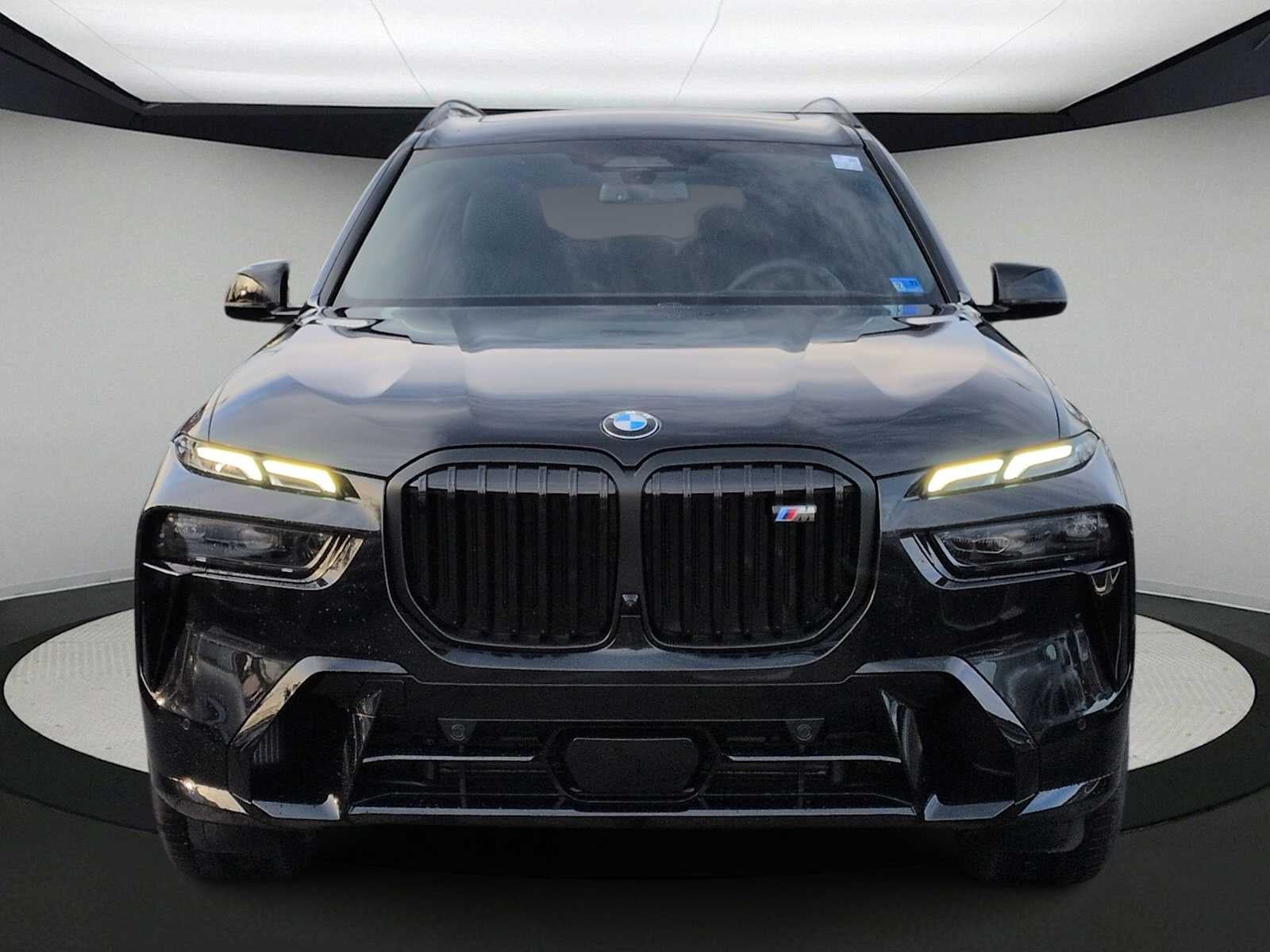 2026 BMW X7 M60i