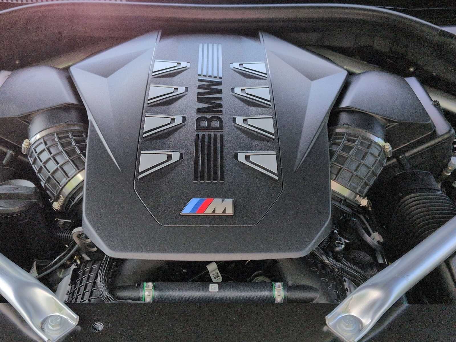 BMW X7 M60i 2027