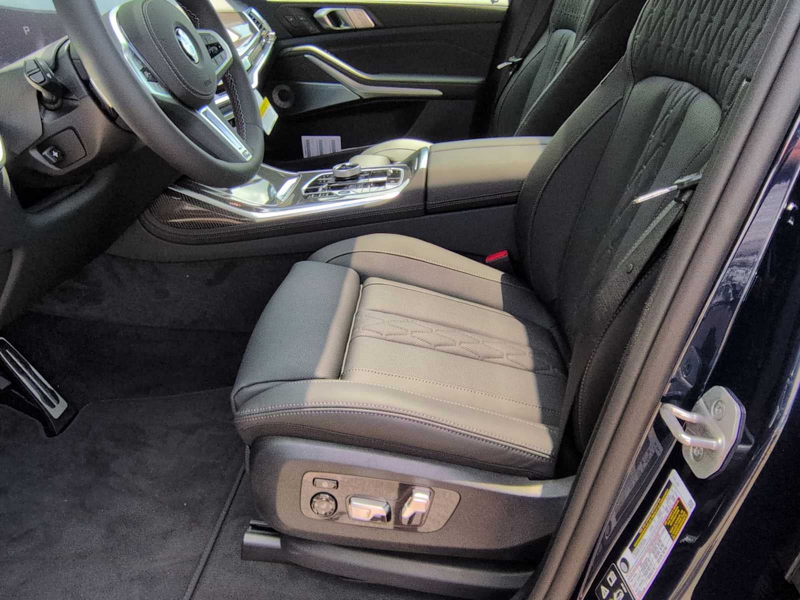 BMW X7 M60i 2027