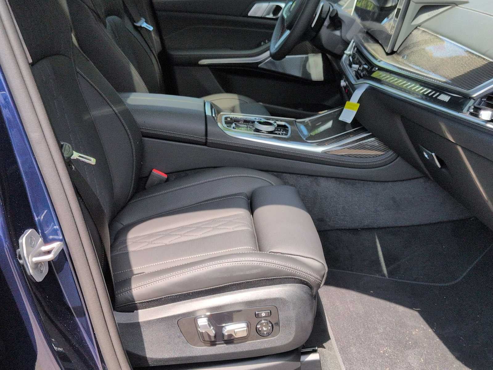 BMW X7 M60i 2027