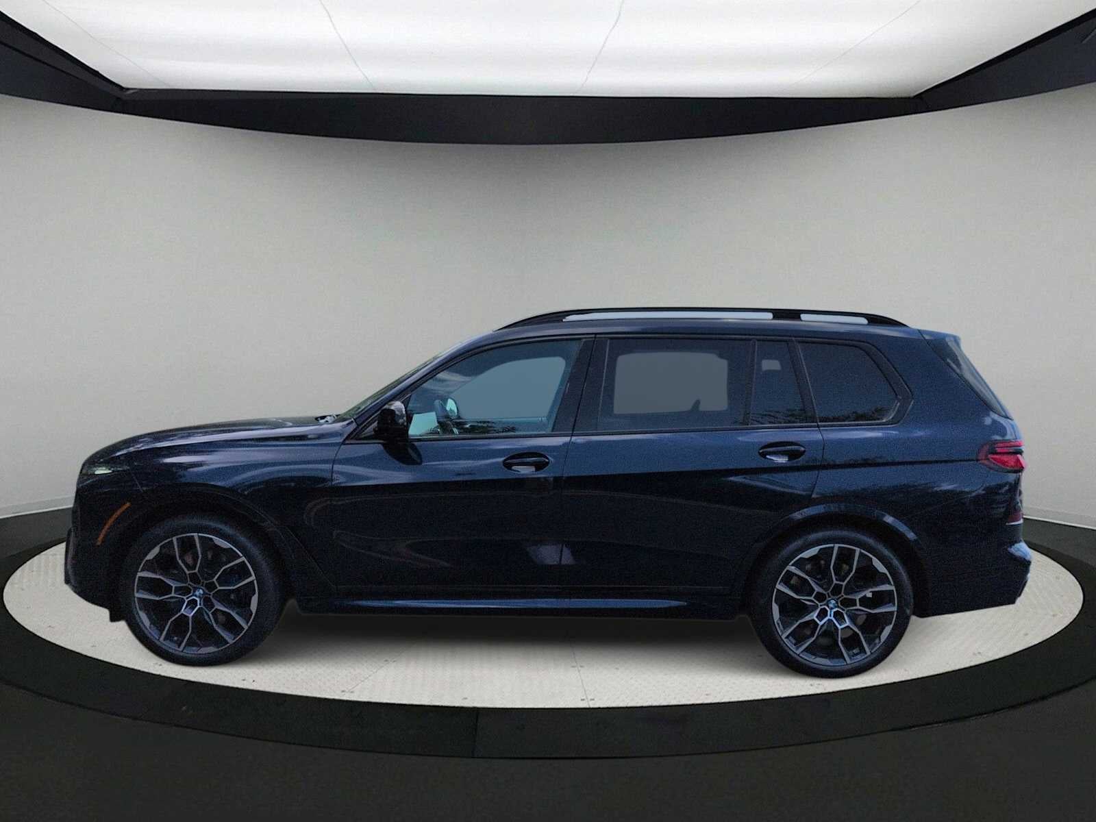 BMW X7 M60i 2027