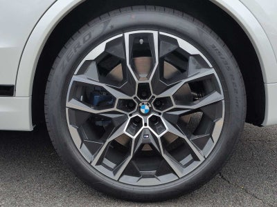 BMW X7 M60i 2027