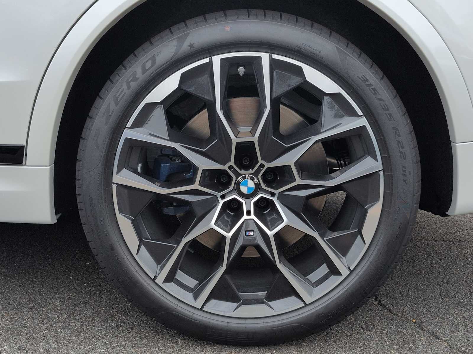 BMW X7 M60i 2027