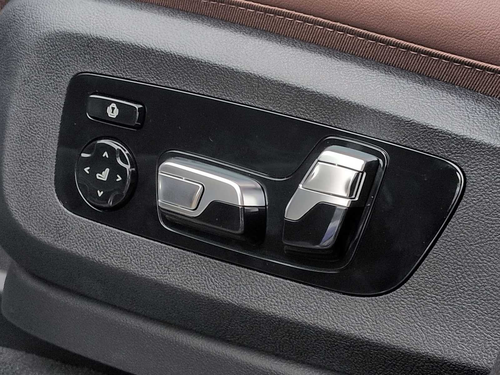 BMW X7 M60i 2027