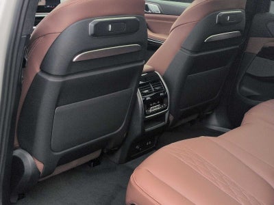 BMW X7 M60i 2027