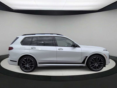 BMW X7 M60i 2027