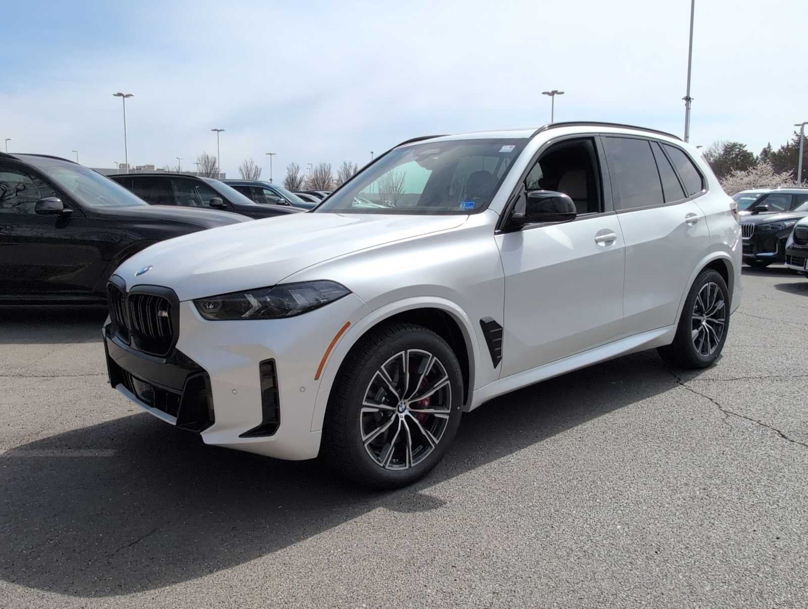 2026 BMW X5 M60i