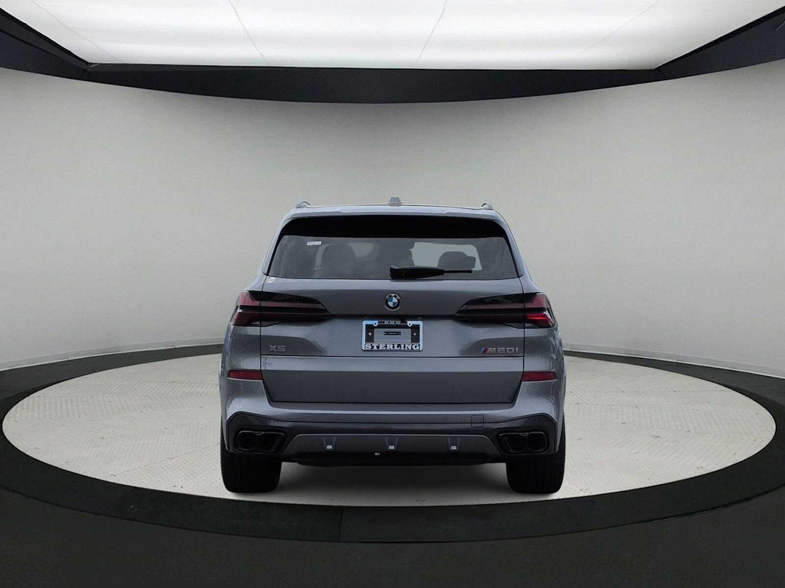2026 BMW X5 M60i