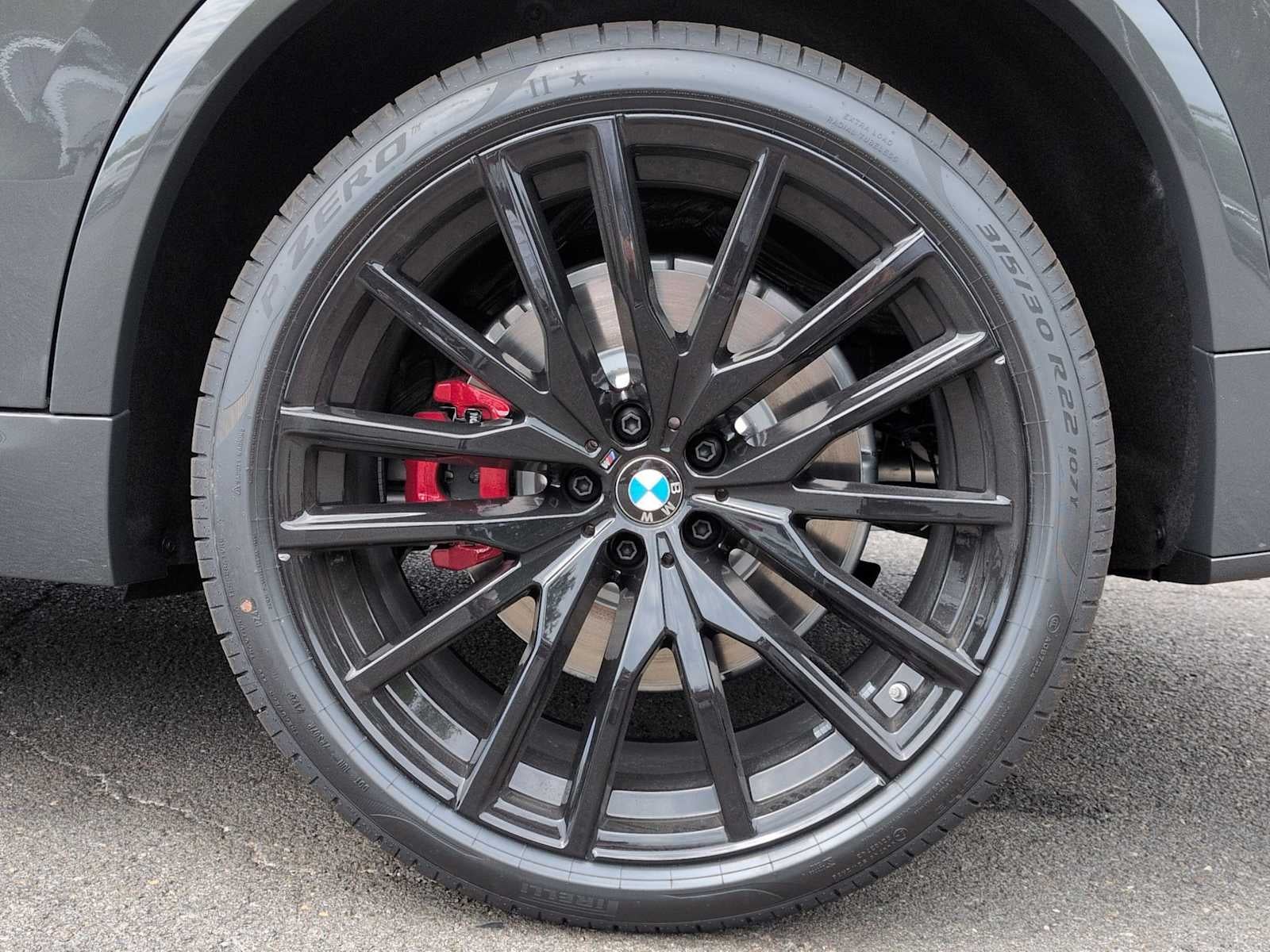 2026 BMW X5 M60i