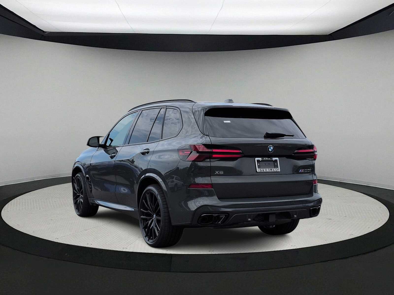 2026 BMW X5 M60i