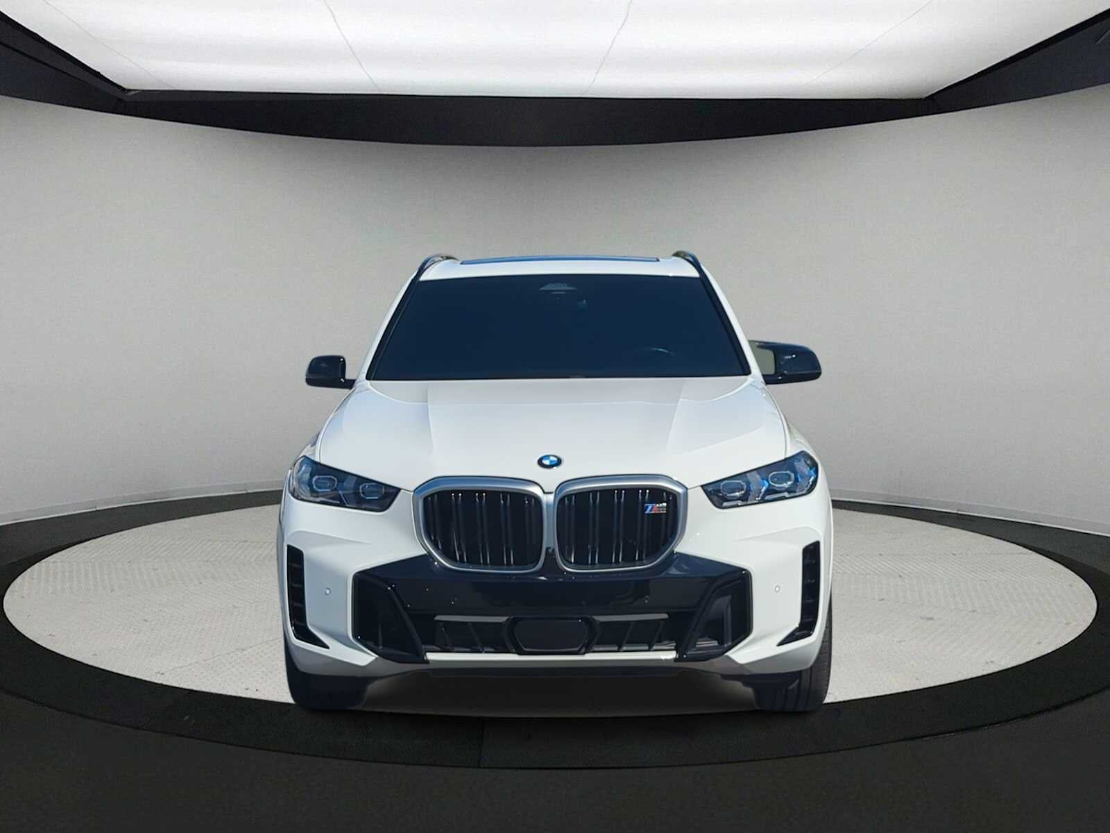 2025 BMW X5 M60i