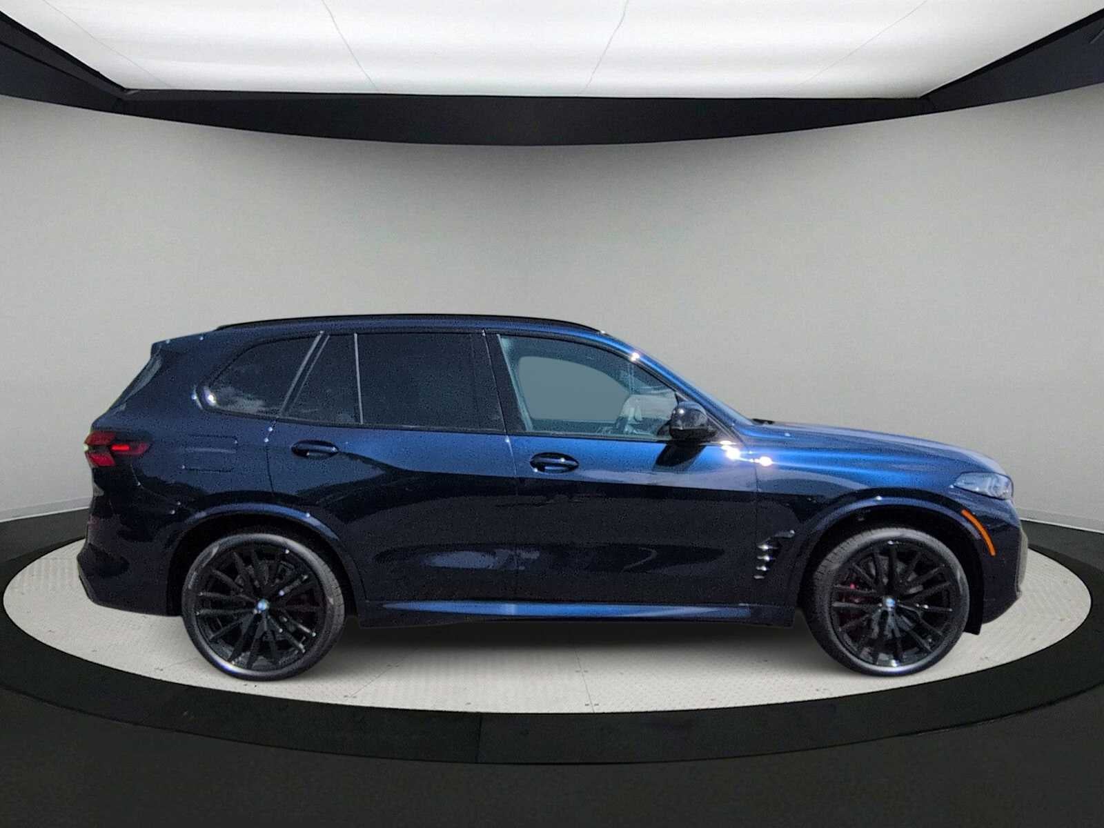 2026 BMW X5 M60i