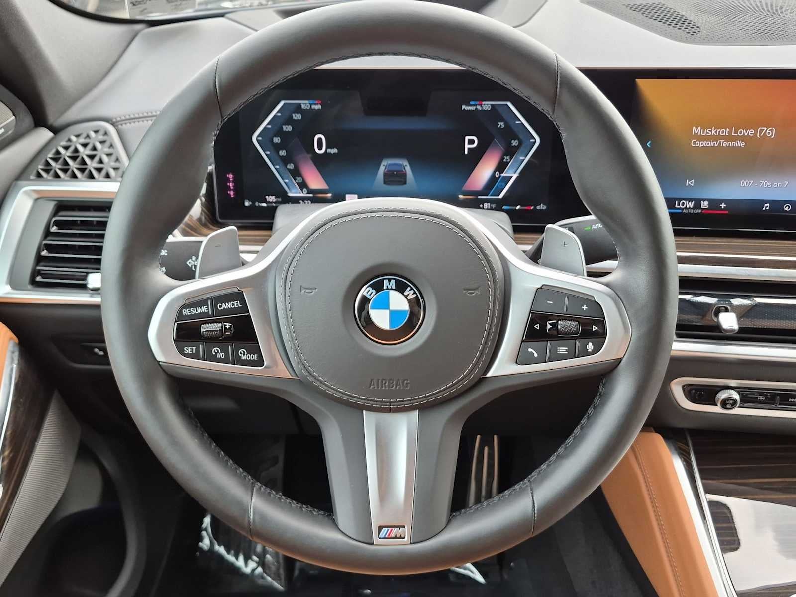2025 BMW X6 xDrive40i