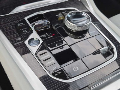 2027 BMW X6 xDrive40i