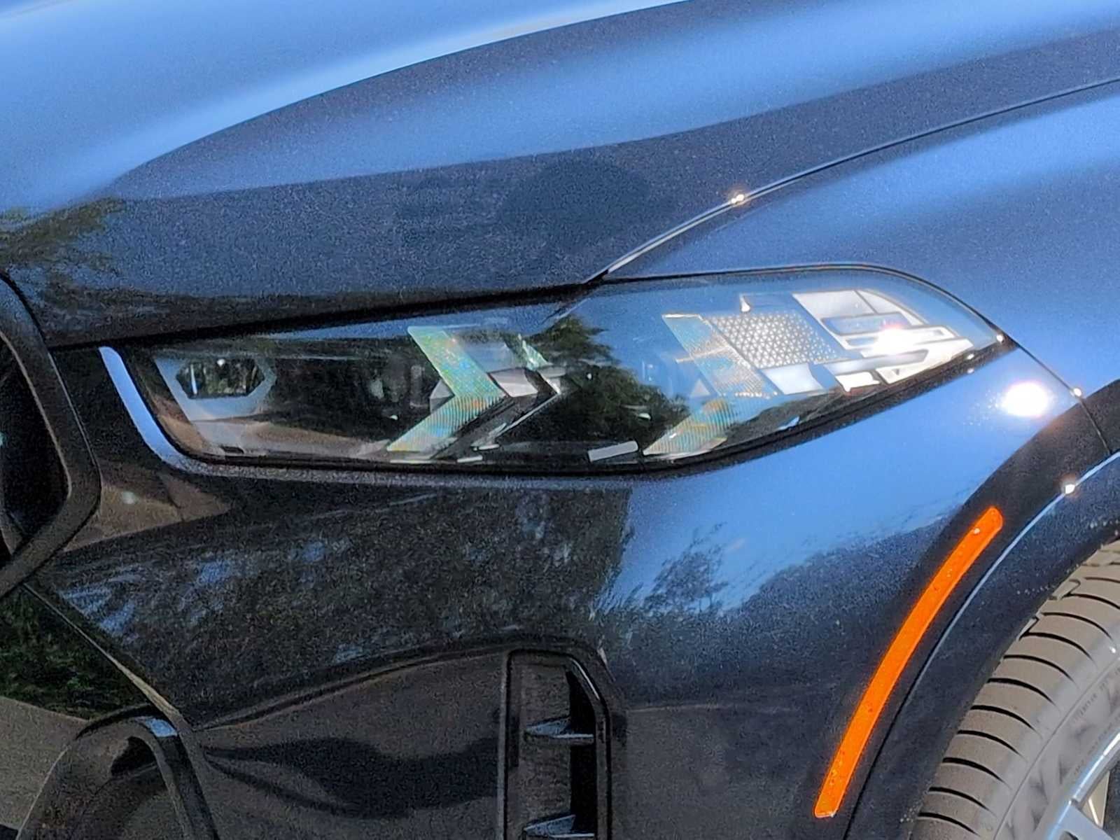 2027 BMW X6 xDrive40i