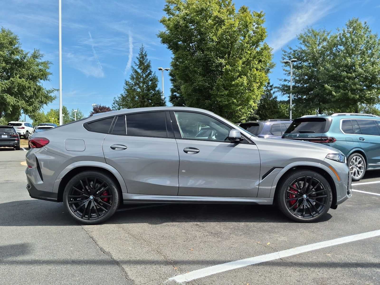 2027 BMW X6 xDrive40i