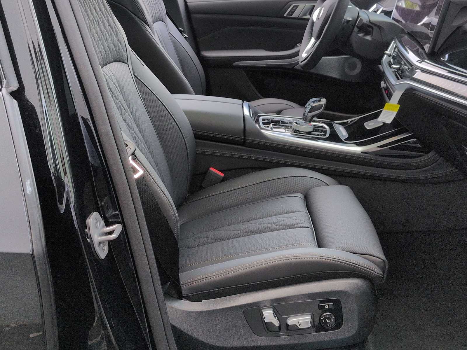 BMW ALPINA XB7 2026 ALPINA XB7