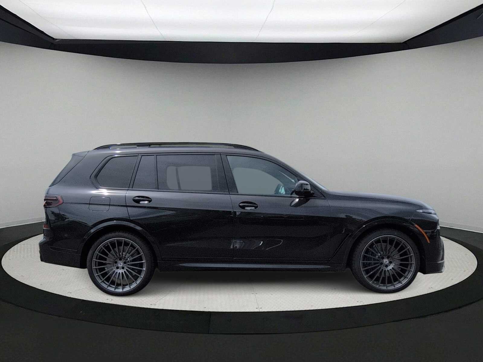 BMW ALPINA XB7 2026 ALPINA XB7