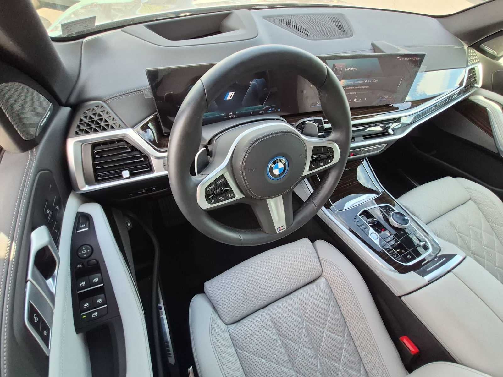 2025 BMW X5 xDrive50e