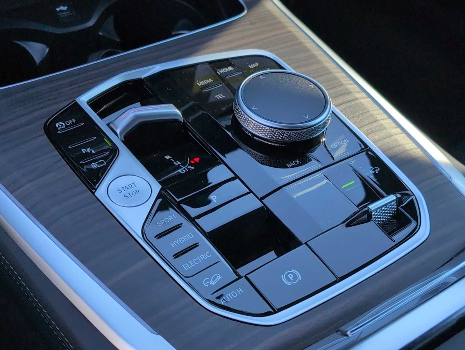 2026 BMW X5 xDrive50e xDrive50e