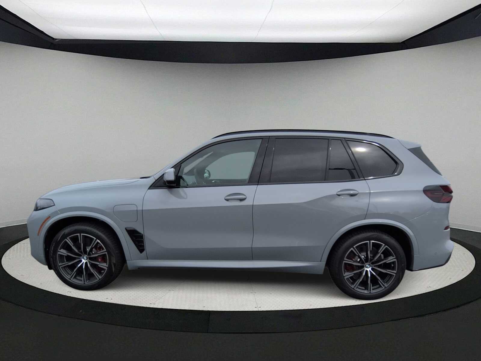 2026 BMW X5 xDrive50e xDrive50e