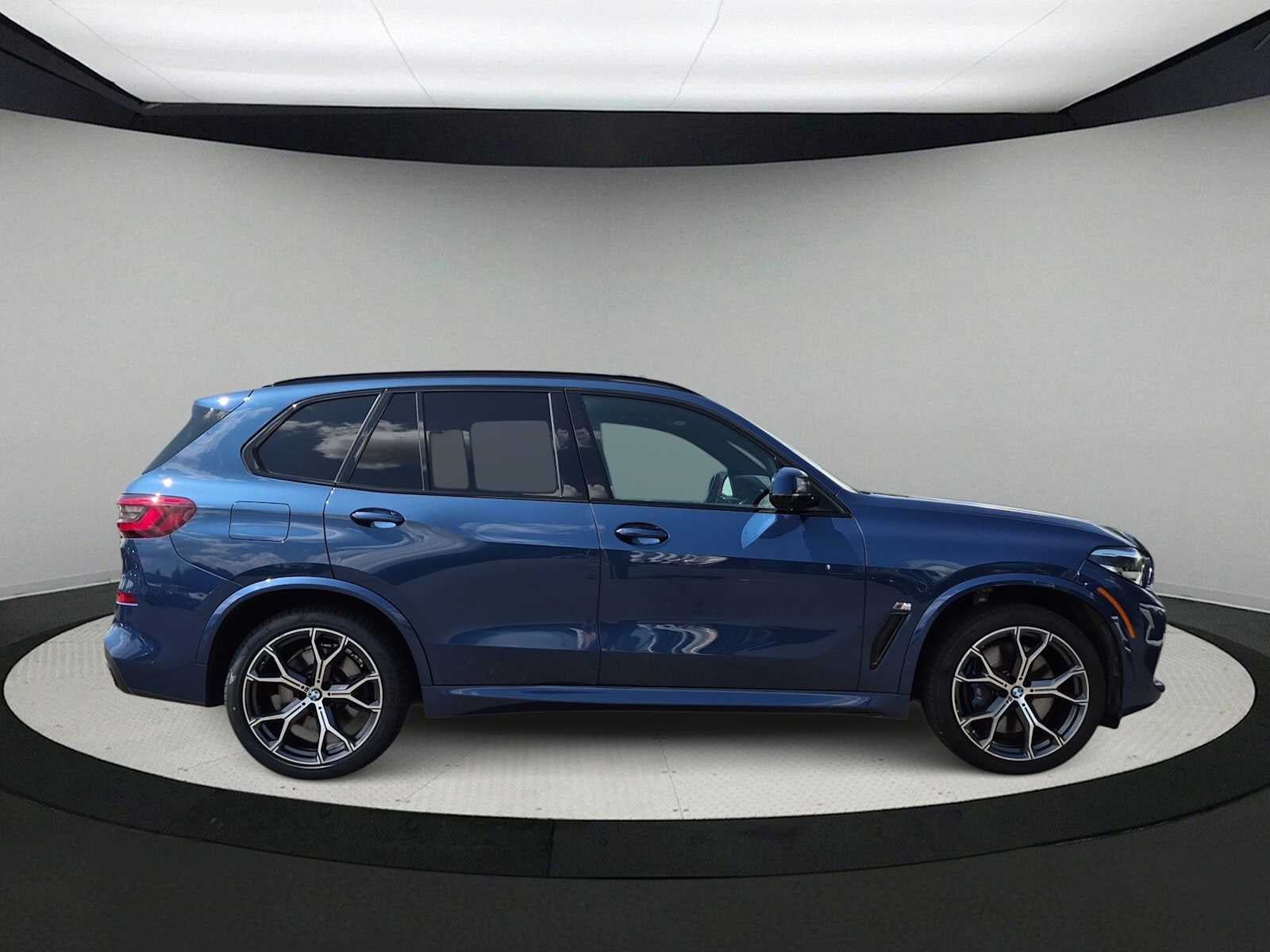 BMW X5 M50i 2022