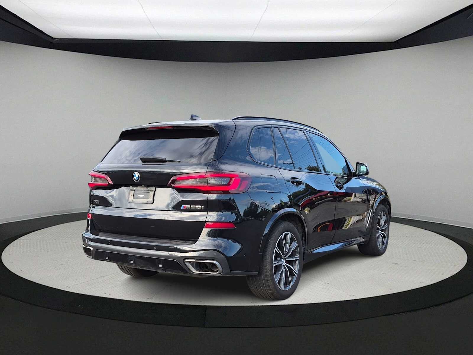 BMW X5 M50i 2022