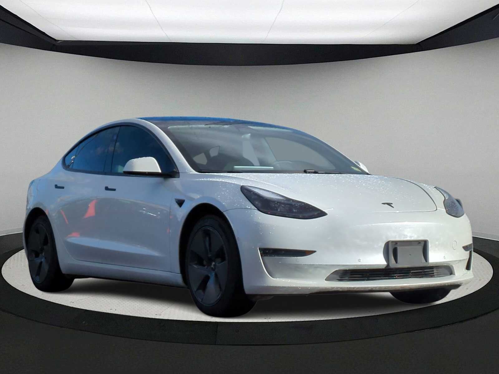 Tesla Model 3 Standard Range Plus 2021