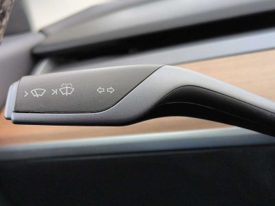 Tesla Model 3 Standard Range Plus 2019