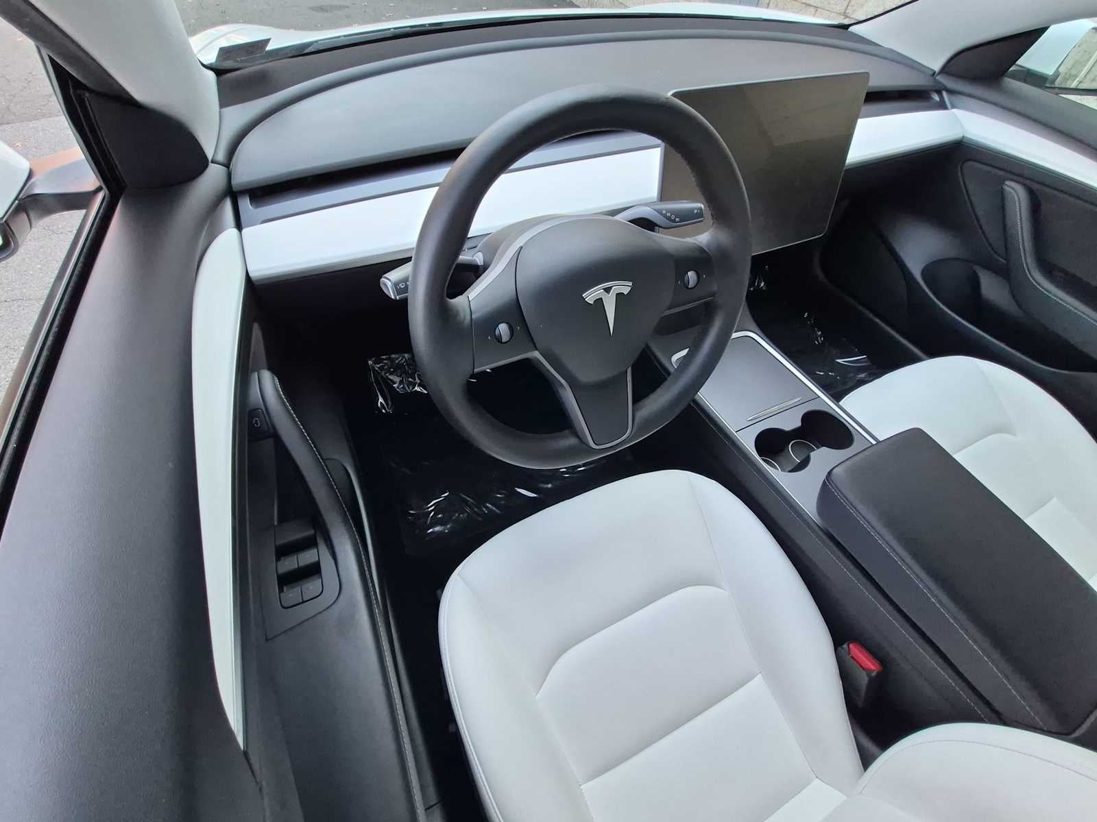 Tesla Model 3 Standard Range Plus 2021