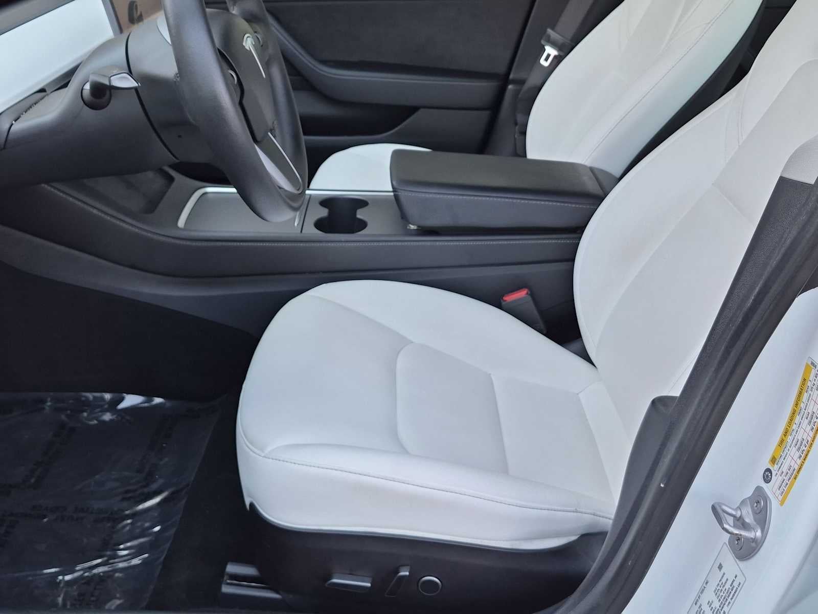 Tesla Model 3 Standard Range Plus 2021