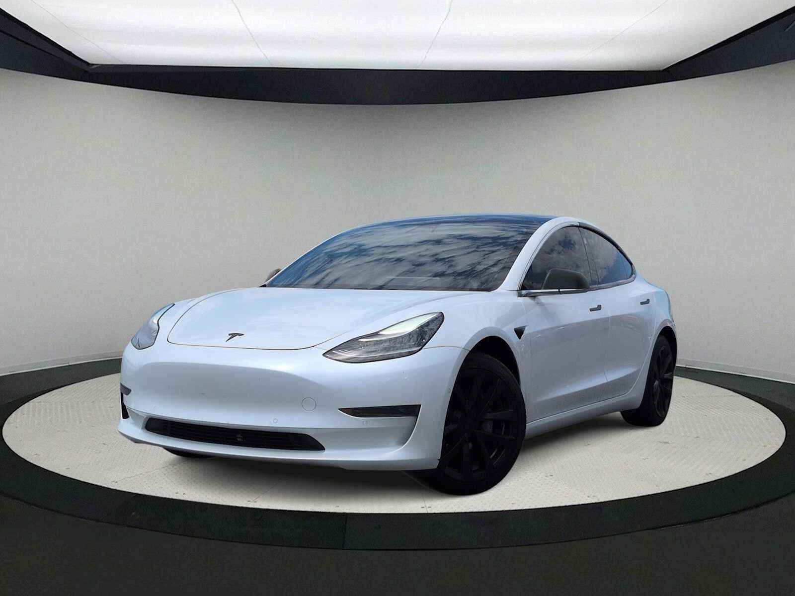 Tesla Model 3 Standard Range Plus 2019