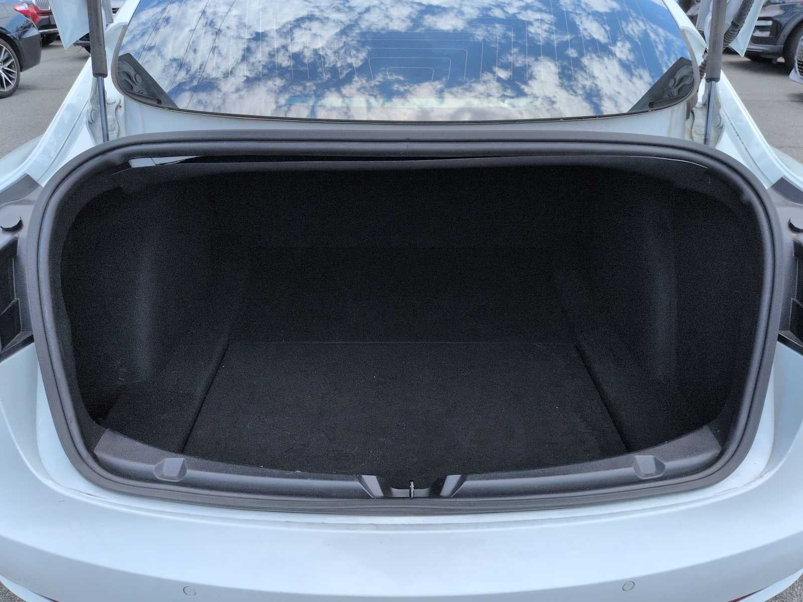 Tesla Model 3 Standard Range Plus 2019