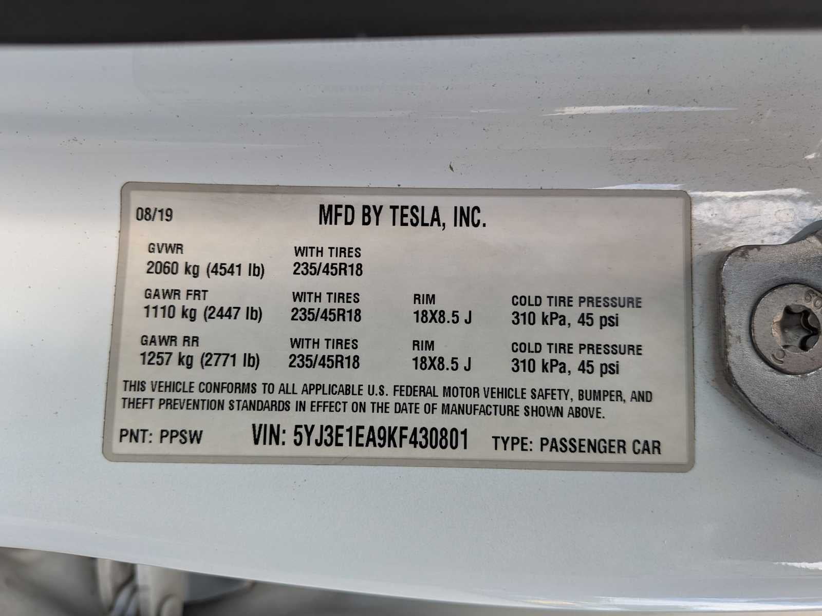 Tesla Model 3 Standard Range Plus 2019