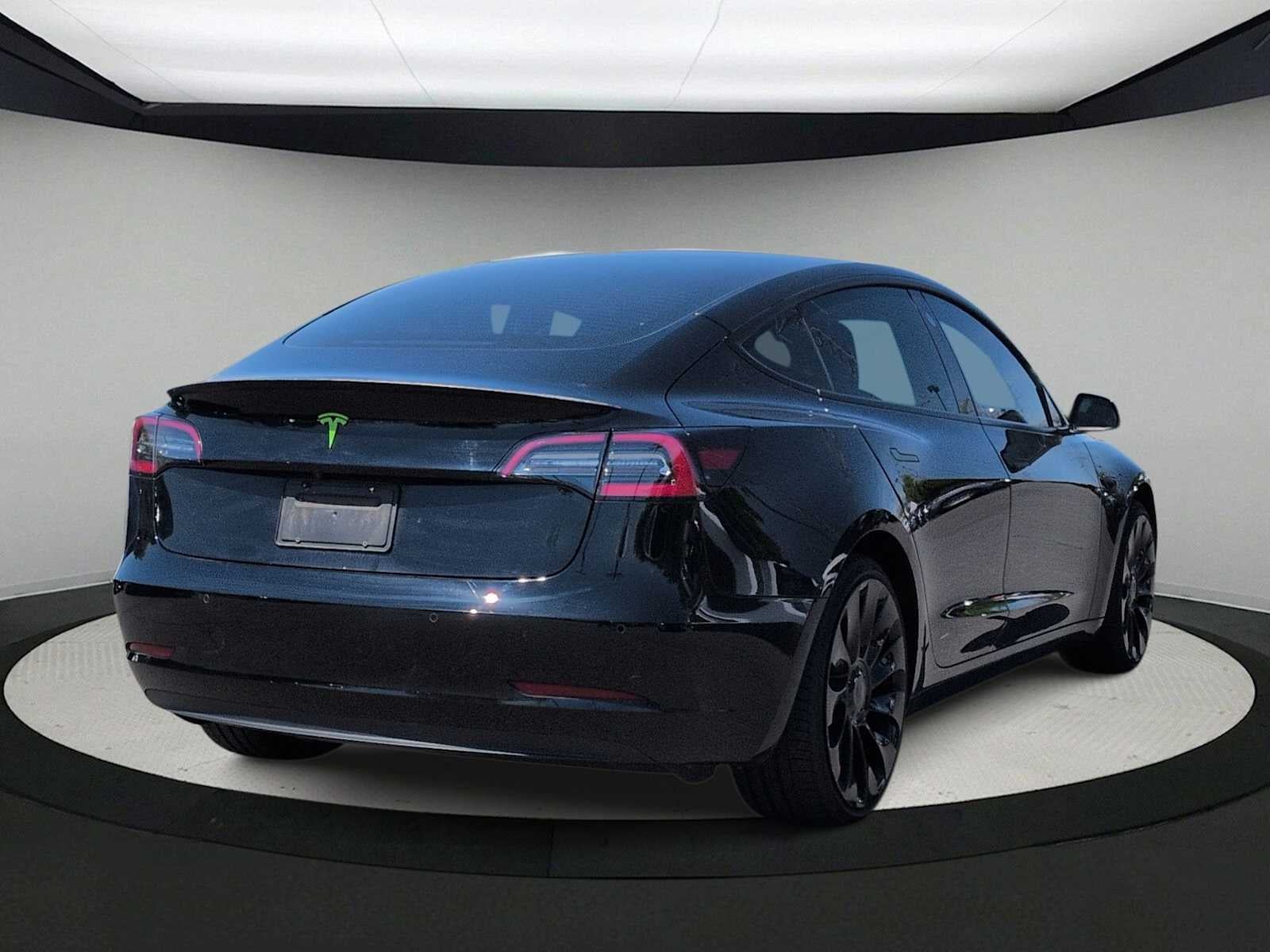 Tesla Model 3 Performance 2022
