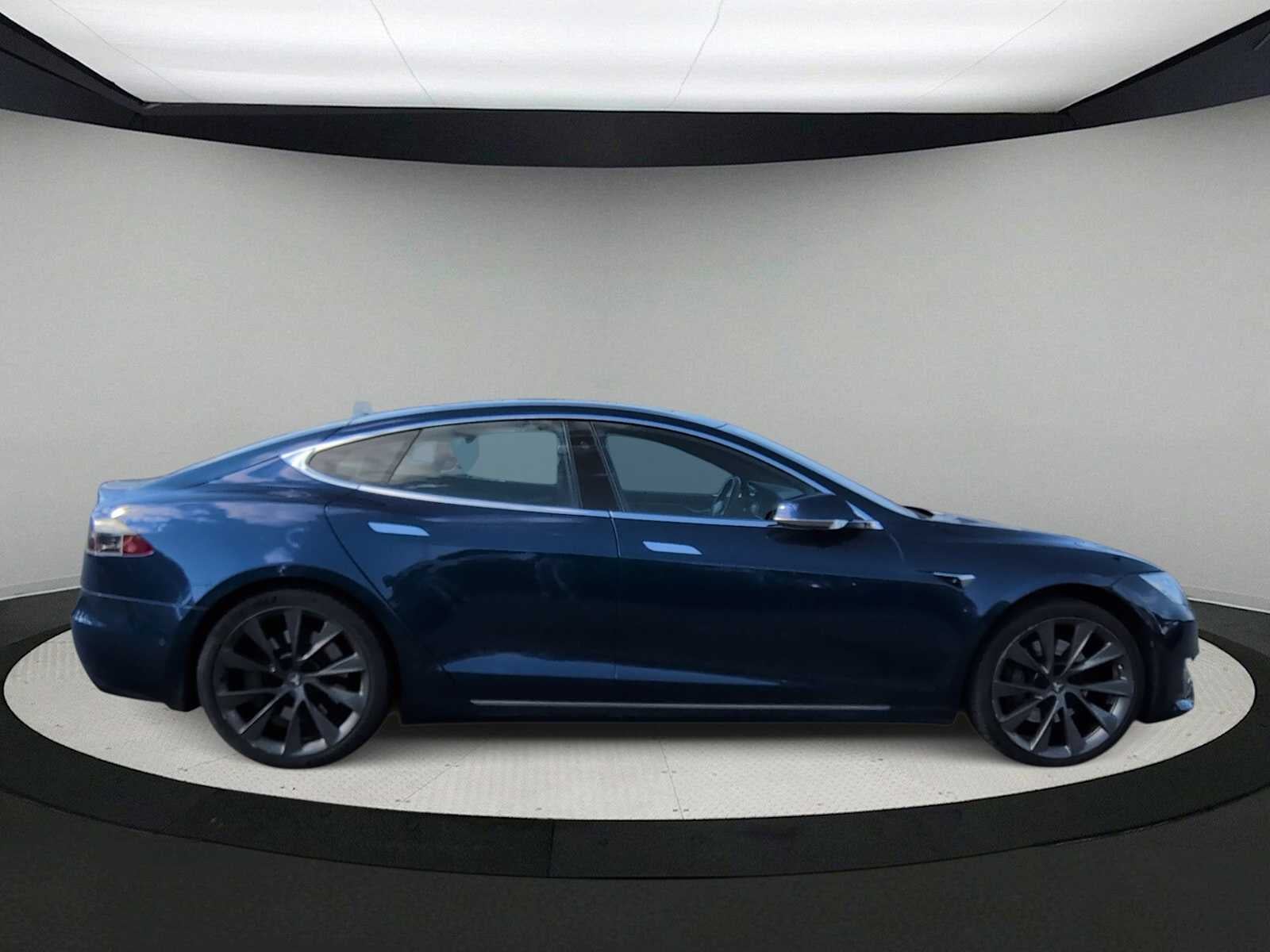 Tesla Model S Long Range Plus 2020