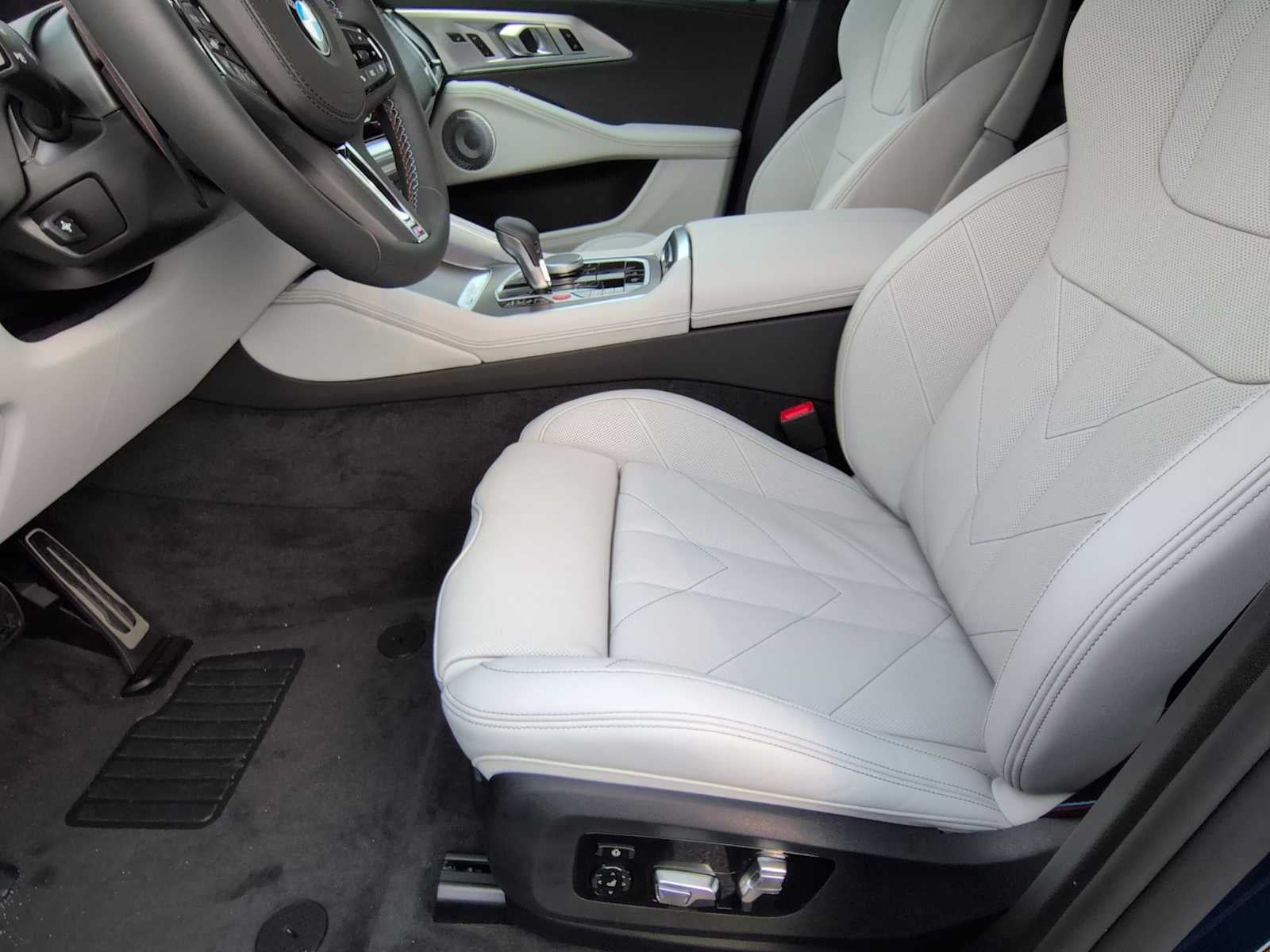 2026 Etiqueta BMW XM