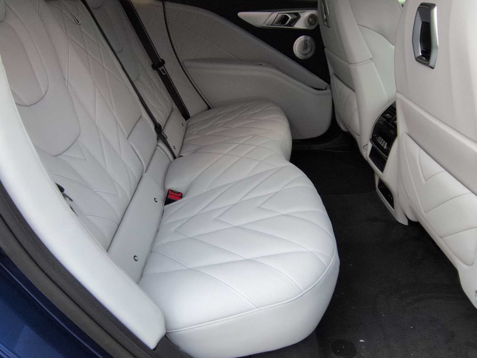 2026 Etiqueta BMW XM