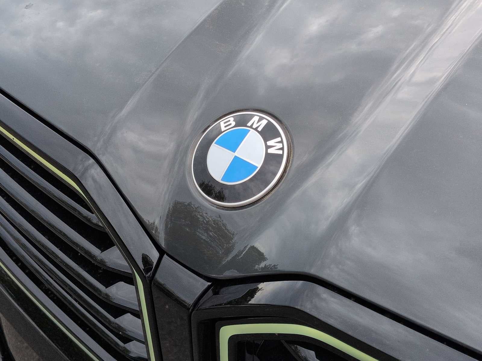 2026 Etiqueta BMW XM