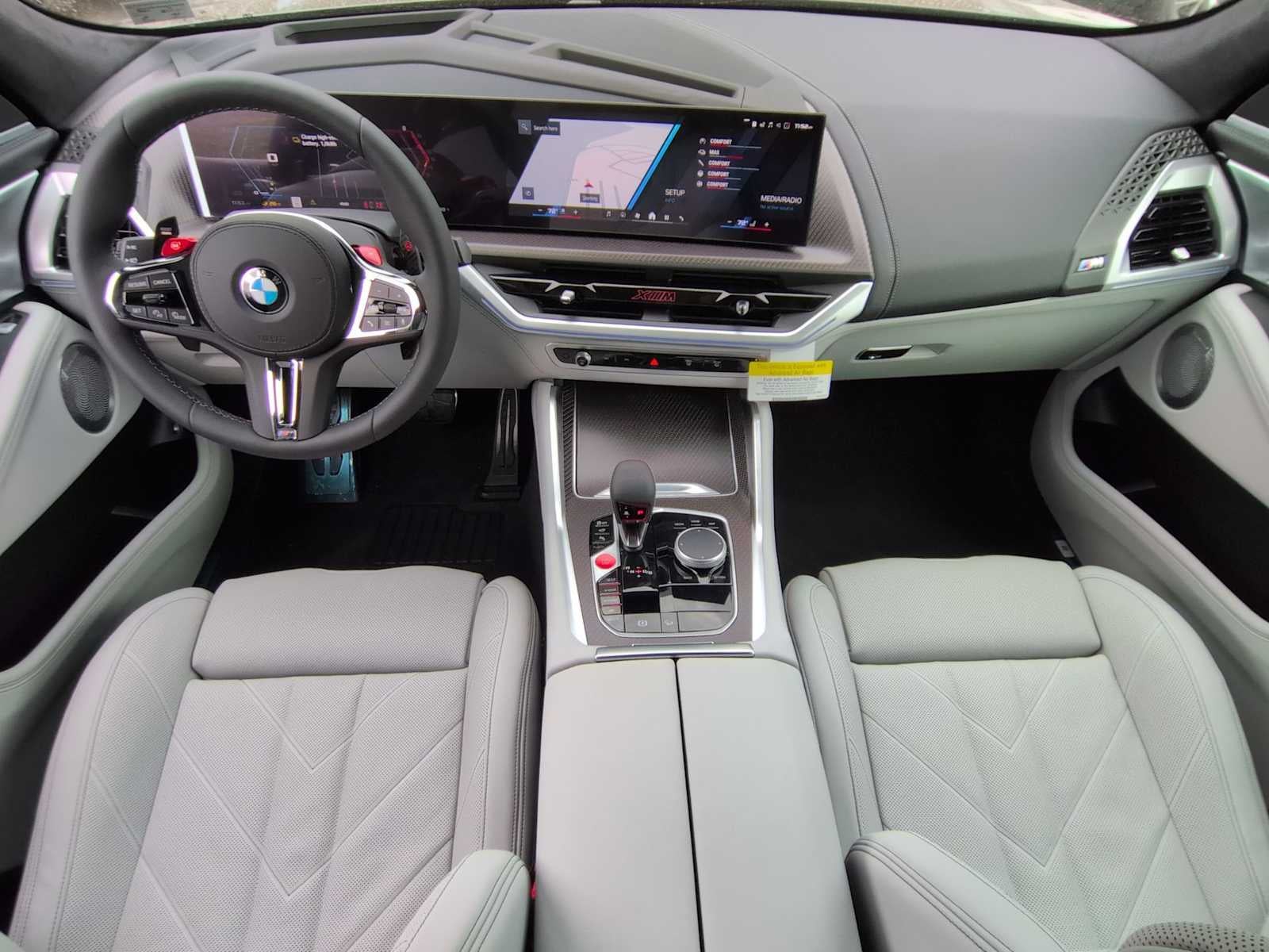 2026 Etiqueta BMW XM