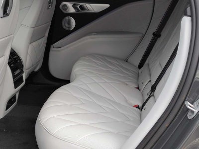 2026 Etiqueta BMW XM